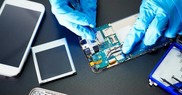 imagem Conserto de botões, alto-falante e microfone Nova Era - Assistência Técnica de celular em Balneário Camboriú